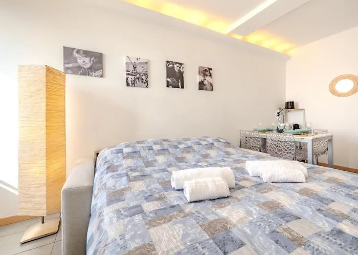 Finestra Sul Blu - Ac & Wifi - Di Fronte Al Mare Apartment